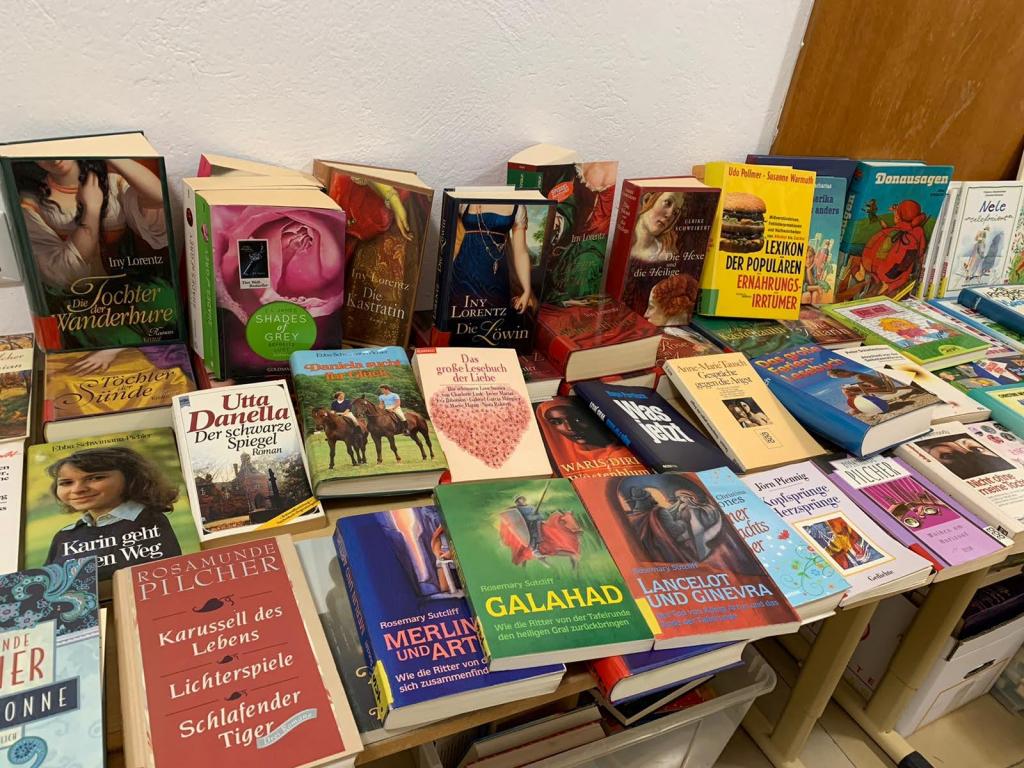 Bücherflohmarkt